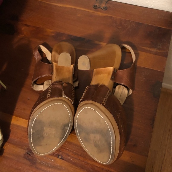 Shoes - Picture 3 of 3